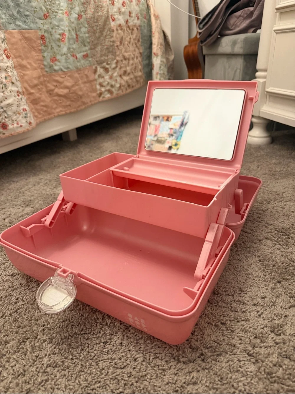 Pink Cosmetic Storage Caboodle with Handle